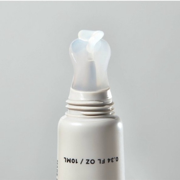 Naturium Phyto-Glow Lip Balm (Clear) - Picture 3 of 3